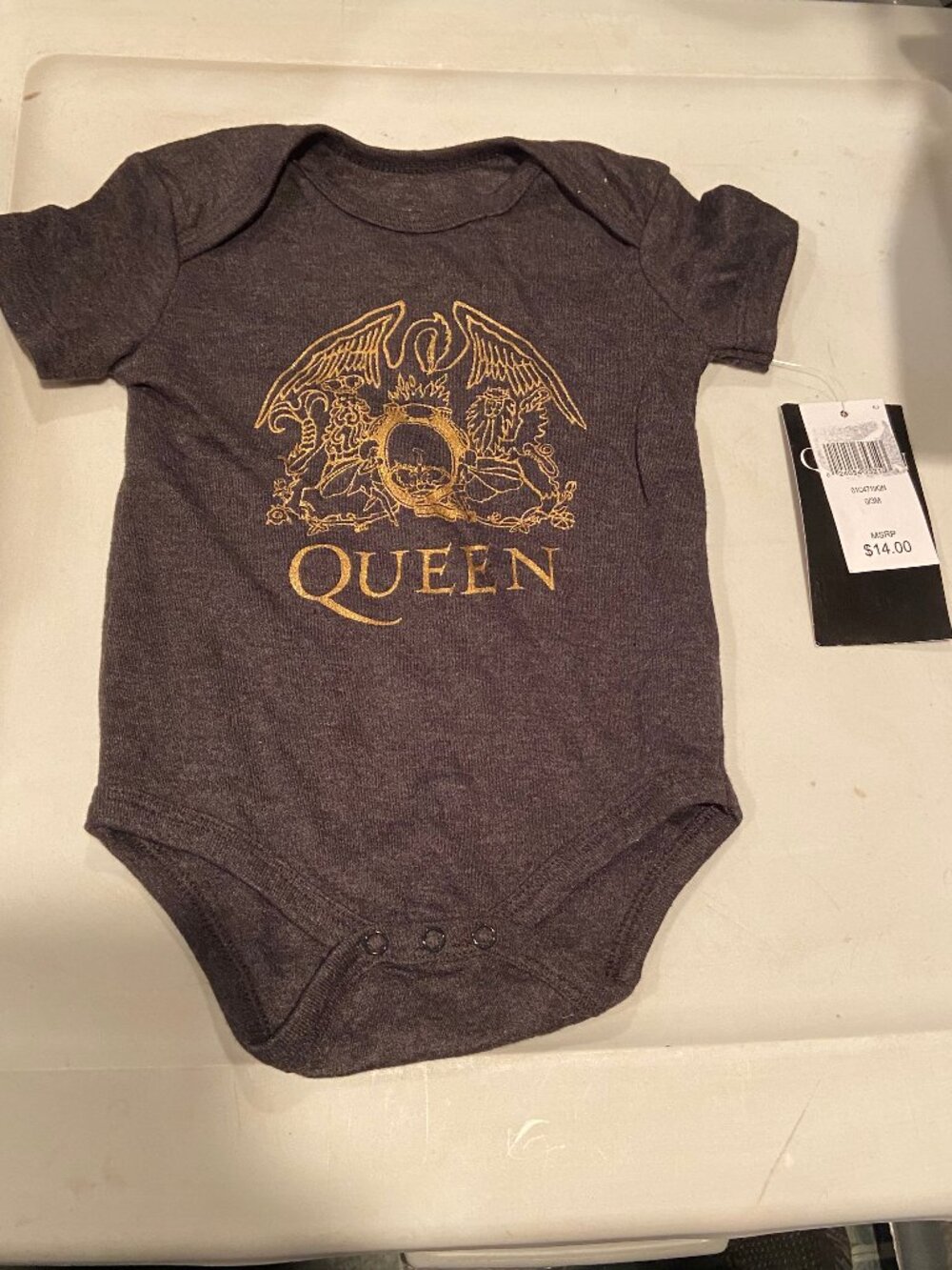 Queen 0/3 Month Short Sleeve Gray Bodysuit *NEW w/Tags* e2